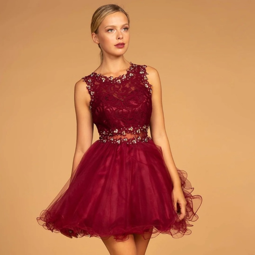 Elizabeth K by GLS Short Burgundy Dress Medium